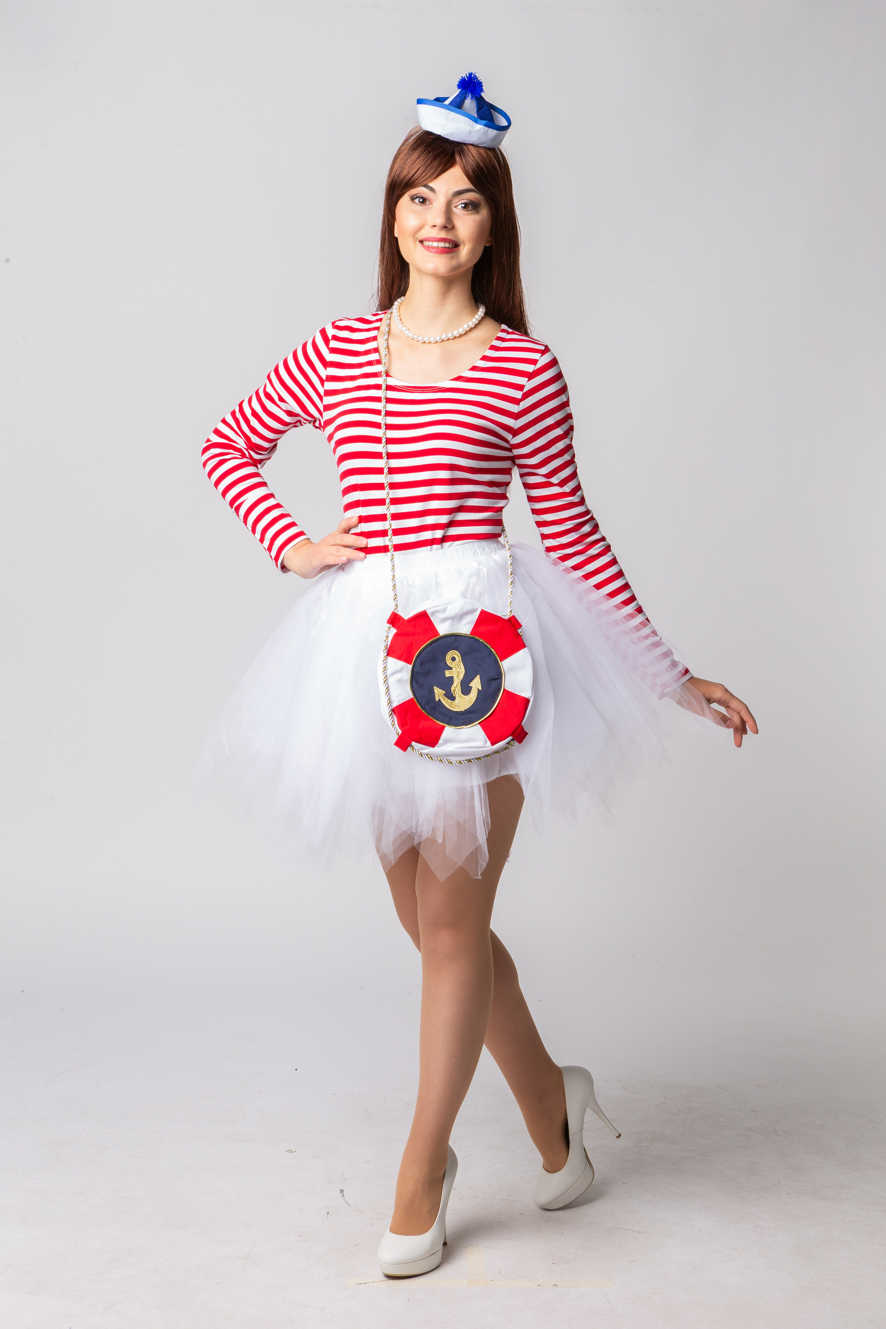 Body striped, red/white