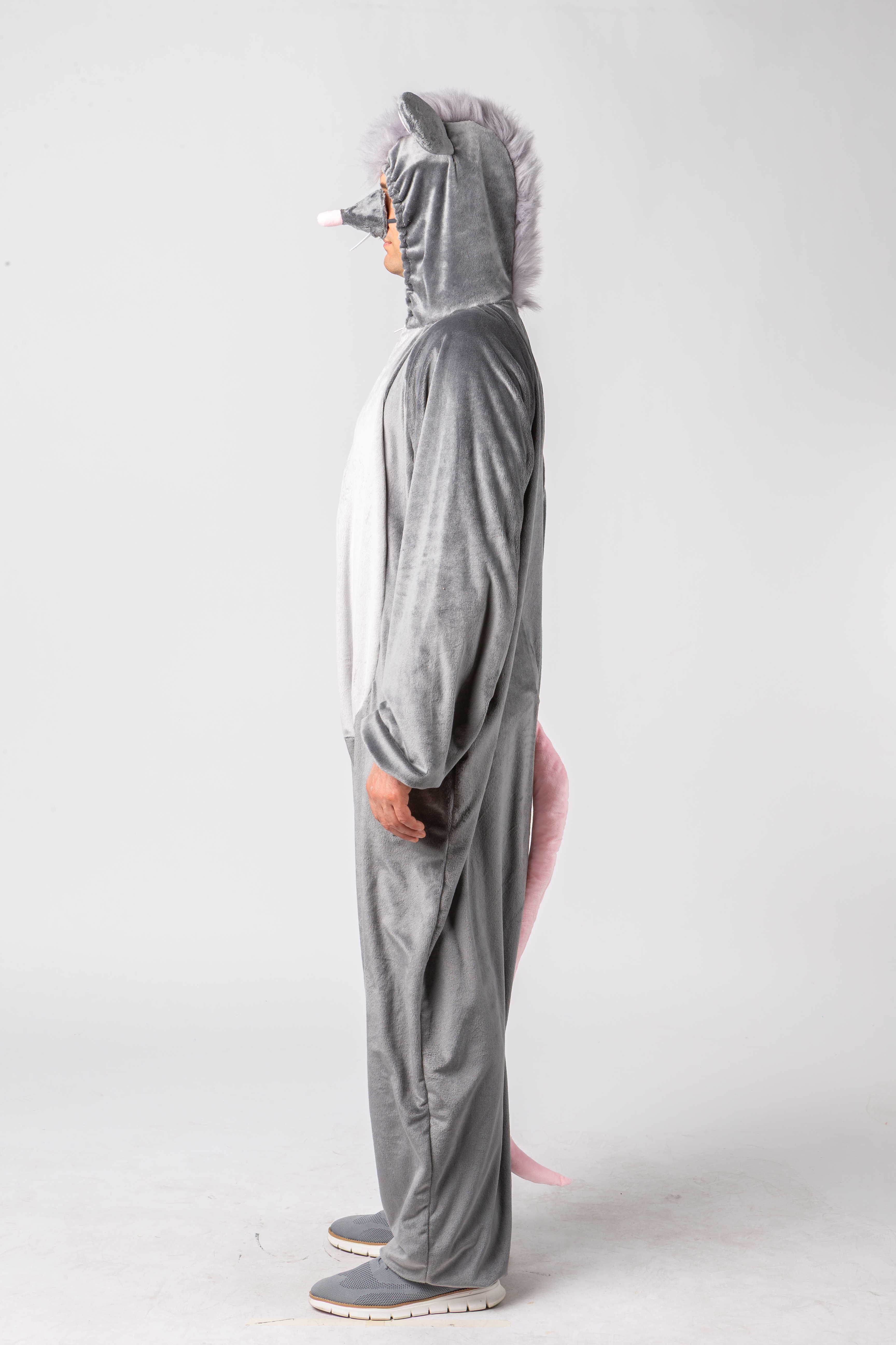 Rat, overall with hood