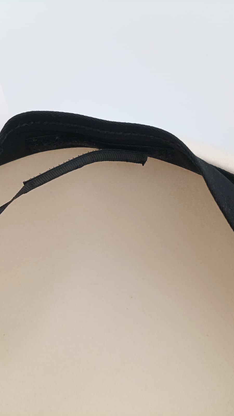 Triangular felt blank, pure white