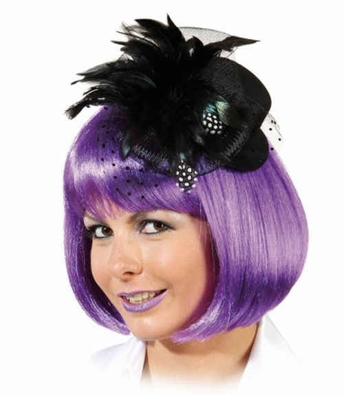 Mini chapeau à décoration en plumes, noir