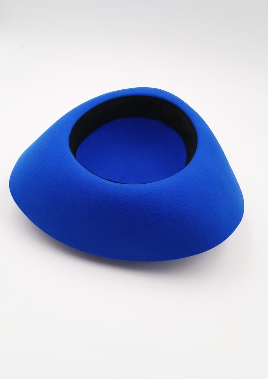 Triangular felt blank, blue