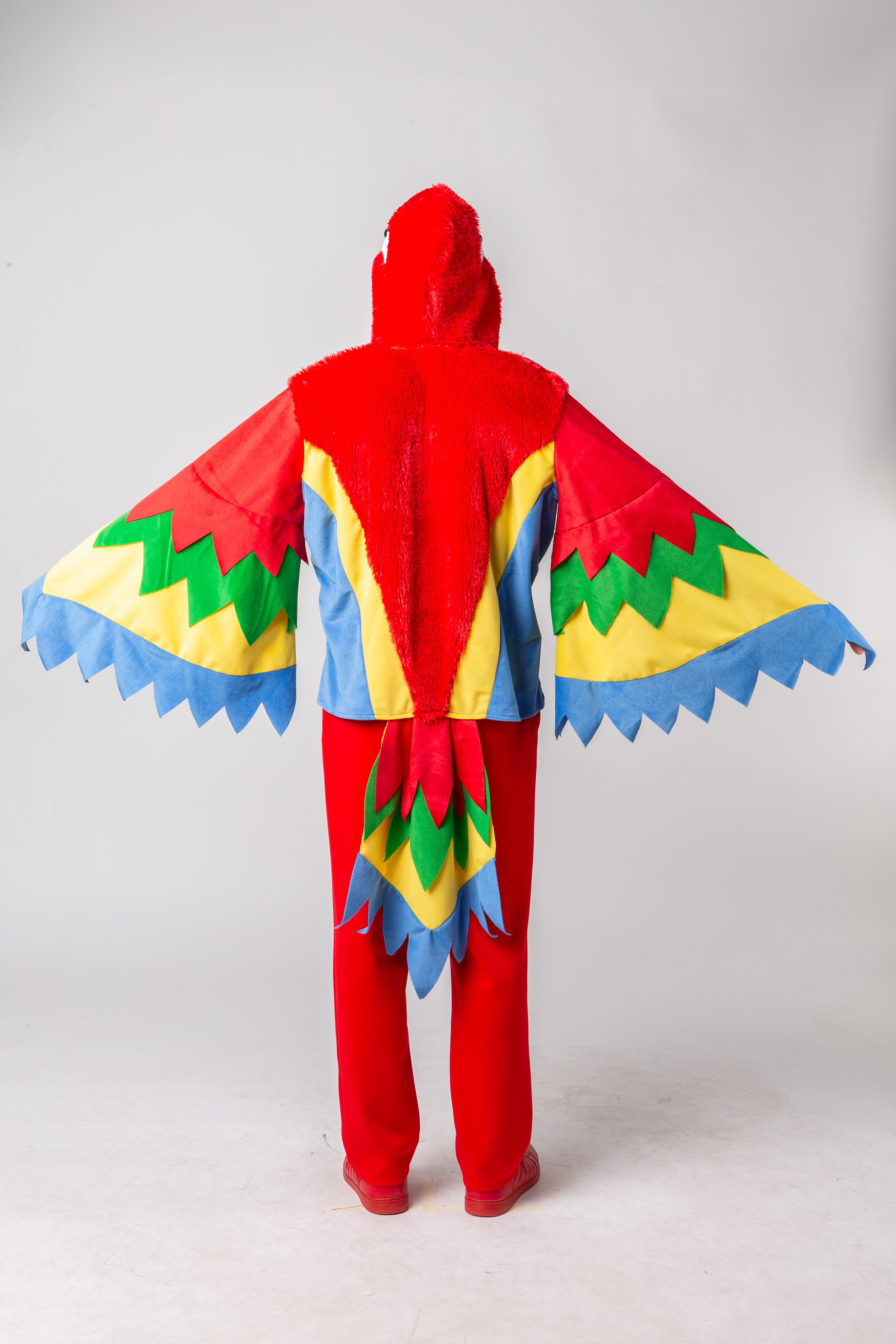 Parrot throw
