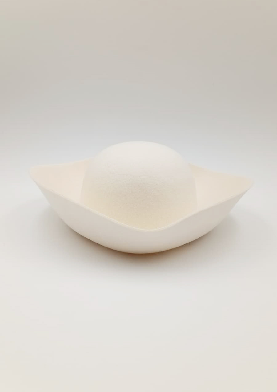 Triangular felt blank, pure white